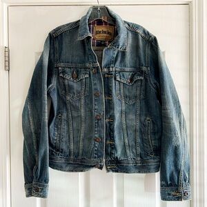 TOMMY HILFIGER DENIM Vintage Distressed Blue Denim Jacket - Classic Jean Jacket